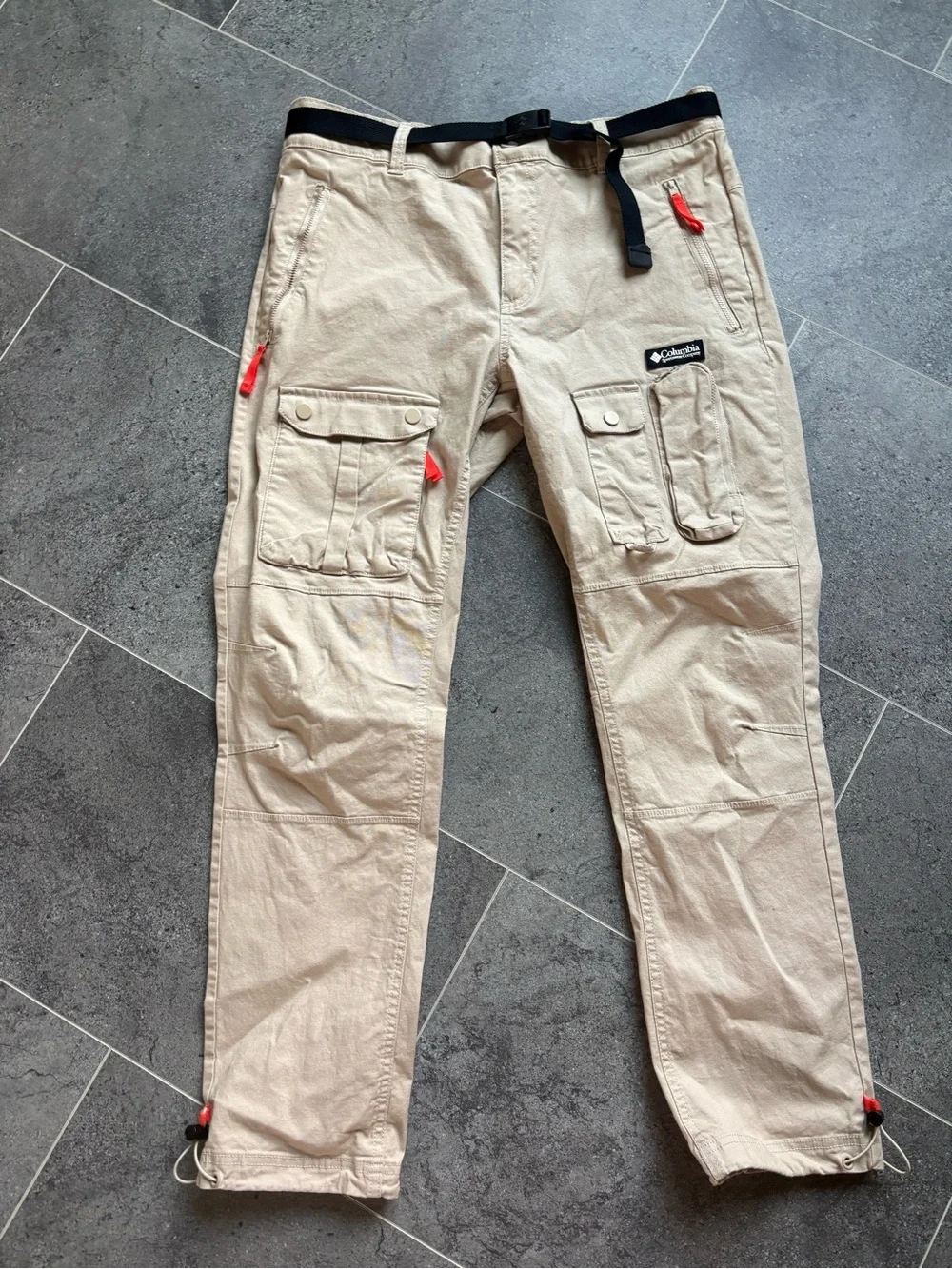 Columbia Men’s Tan Cargo Pants with Red Accents